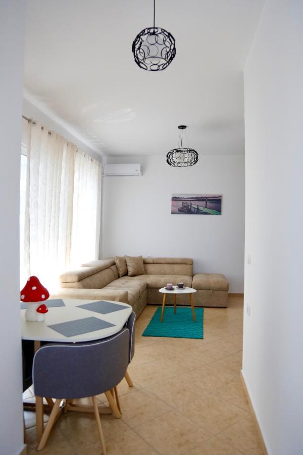 Sea La Vie Apartments Sarandë Esterno foto