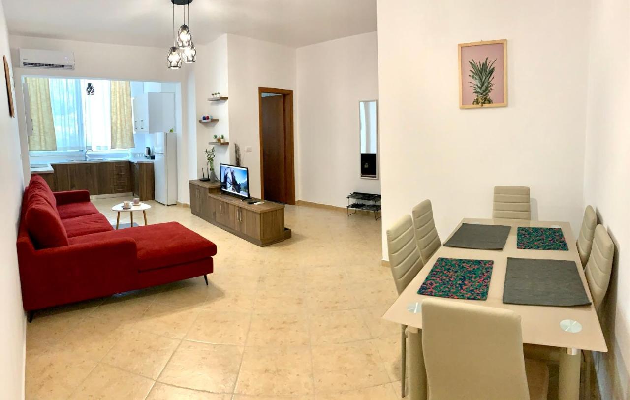 Sea La Vie Apartments Sarandë Esterno foto