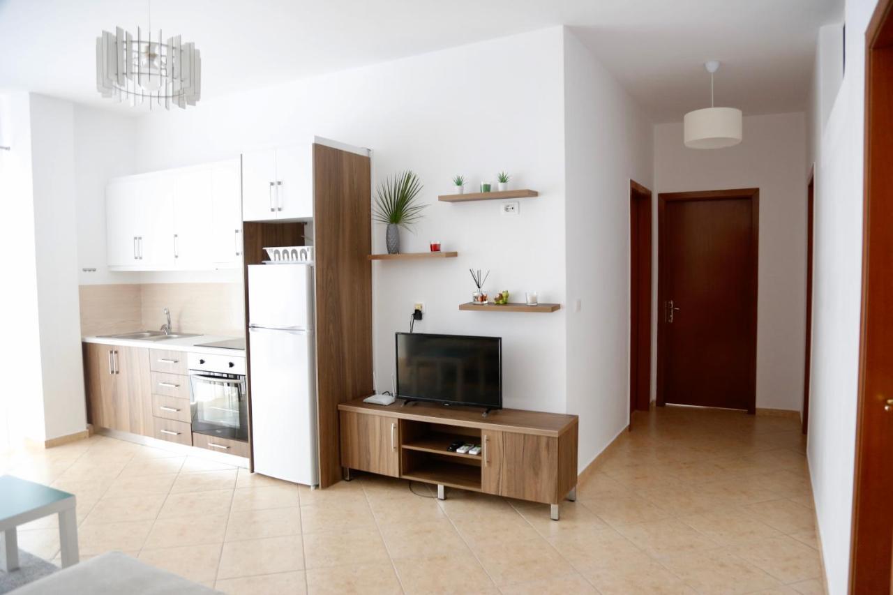 Sea La Vie Apartments Sarandë Esterno foto